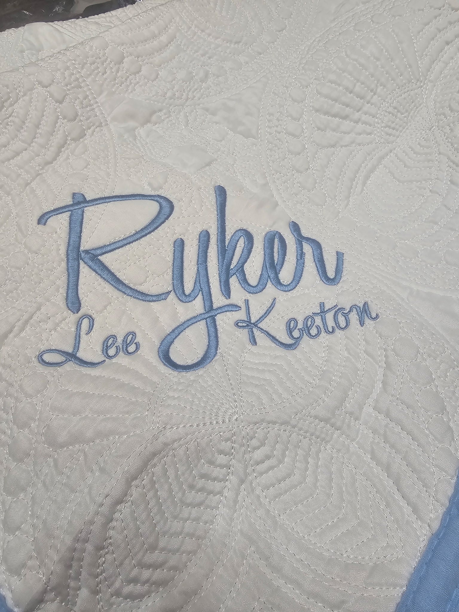 Nathaniel Two-Tone Heirloom Quilt
