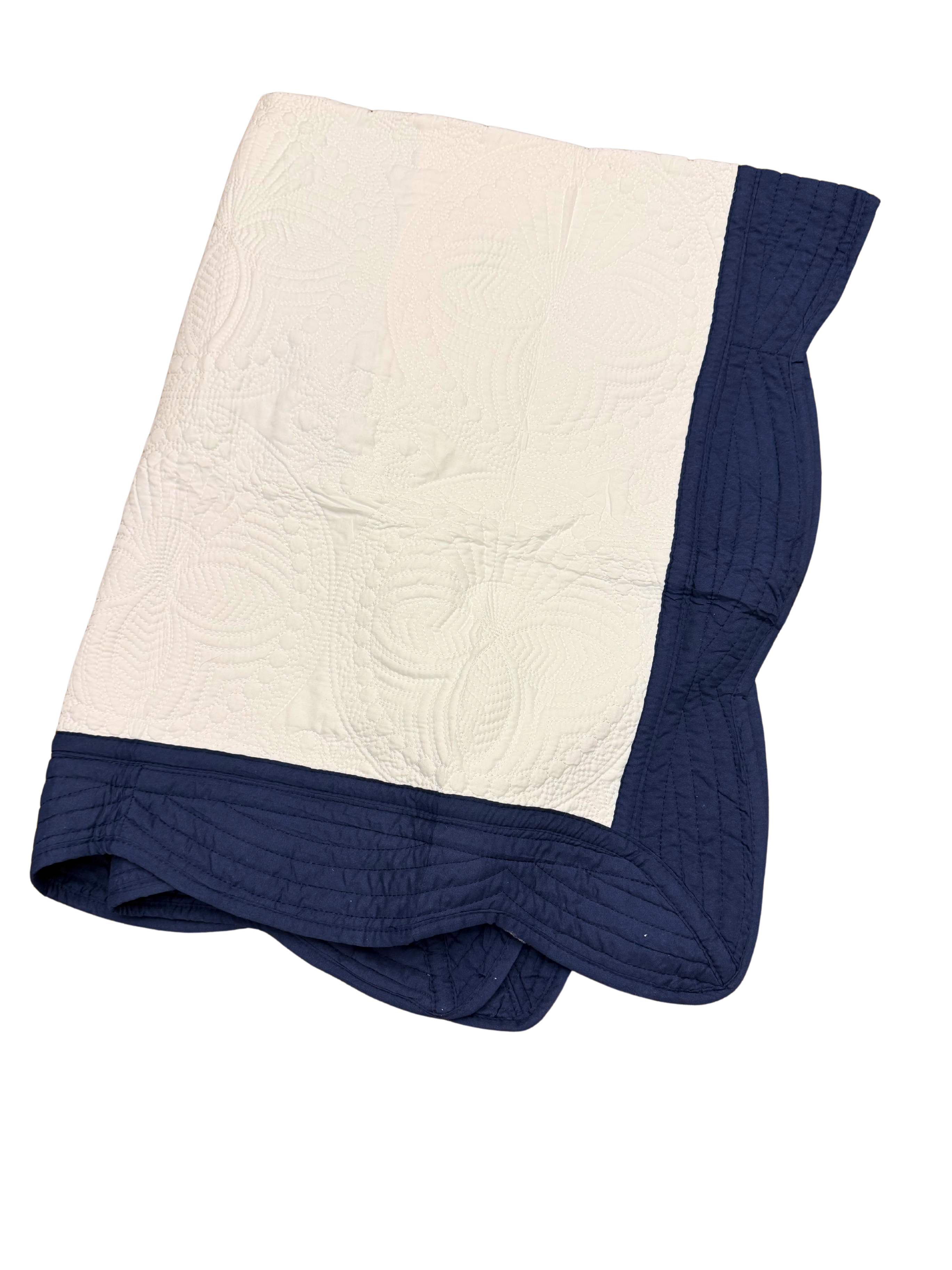 Hudson Two-Tone Heirloom Quilt